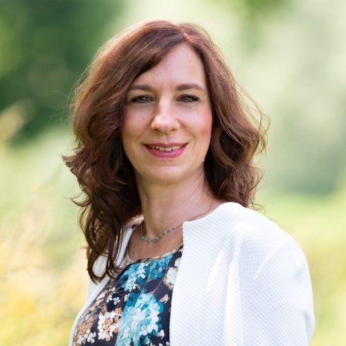 contactPerson.contactPerson.title